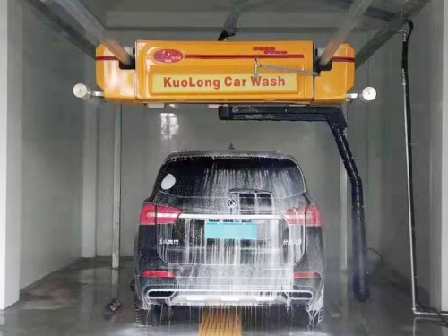 上海閔行吳涇鎮政府自動洗車機安裝完畢